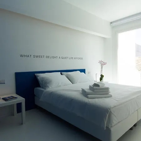 Bed 'N Design Bed & Breakfast Floridia Room photo