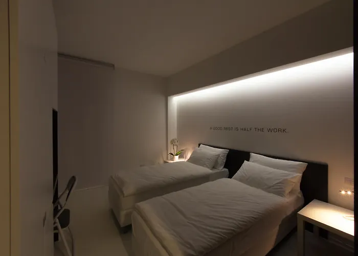 Bed \'N Design